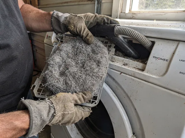 Cleaning Dryer Lint Trap in Deerfield Beach, FL